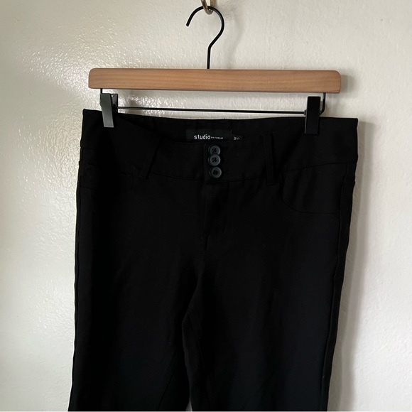 Torrid | Studio Premium Ponte Stretch Jegging Pants - Picture 3 of 6